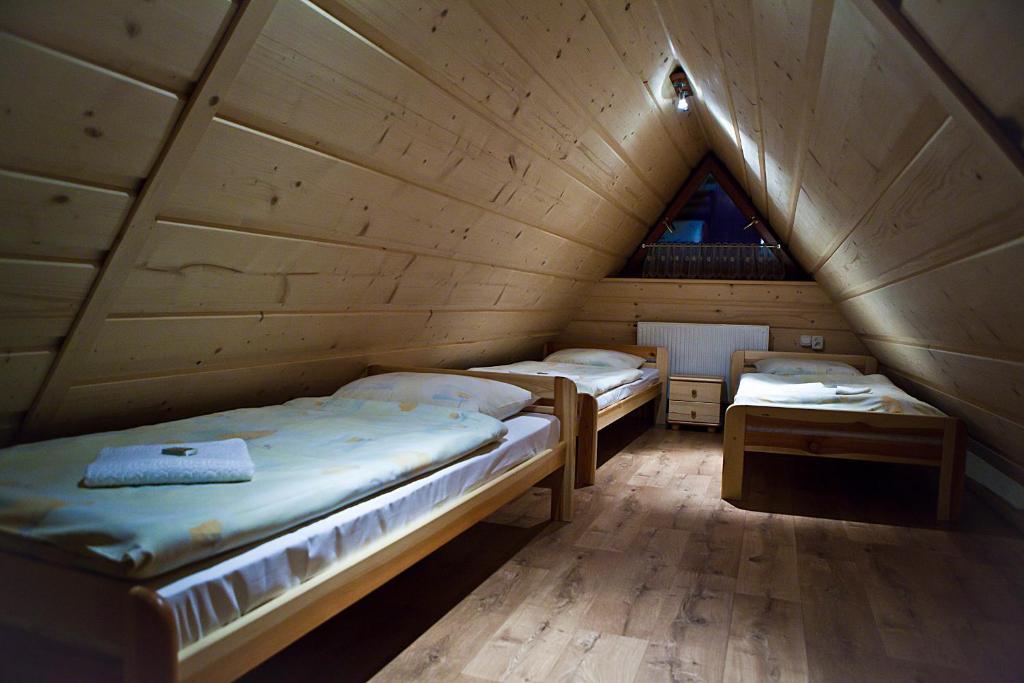 Sykowny Dworek Apartamenty كوشتيليسكا الغرفة الصورة