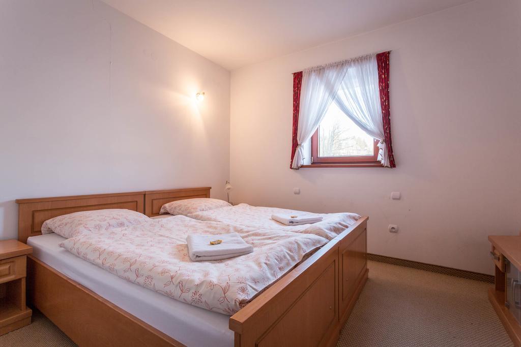 Sykowny Dworek Apartamenty كوشتيليسكا المظهر الخارجي الصورة