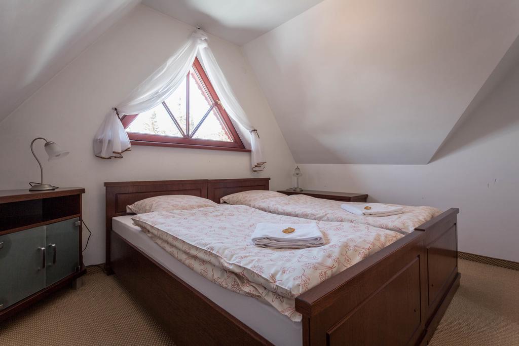 Sykowny Dworek Apartamenty كوشتيليسكا المظهر الخارجي الصورة