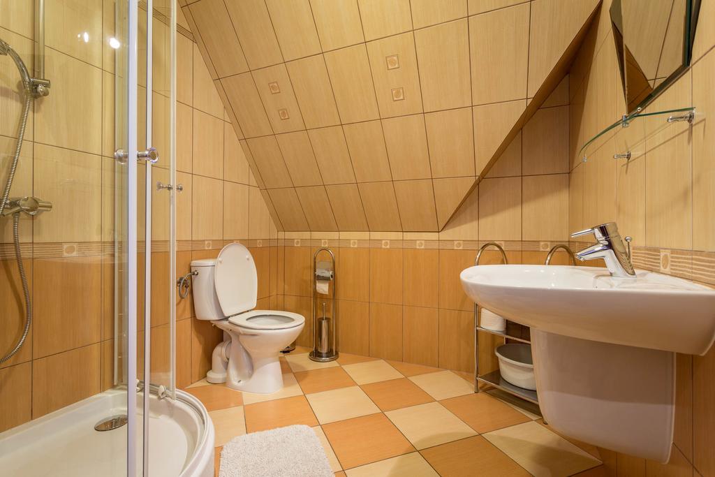 Sykowny Dworek Apartamenty كوشتيليسكا الغرفة الصورة