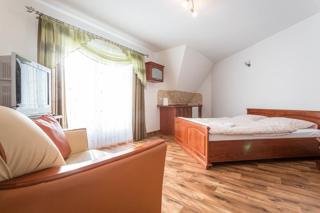 Sykowny Dworek Apartamenty كوشتيليسكا المظهر الخارجي الصورة