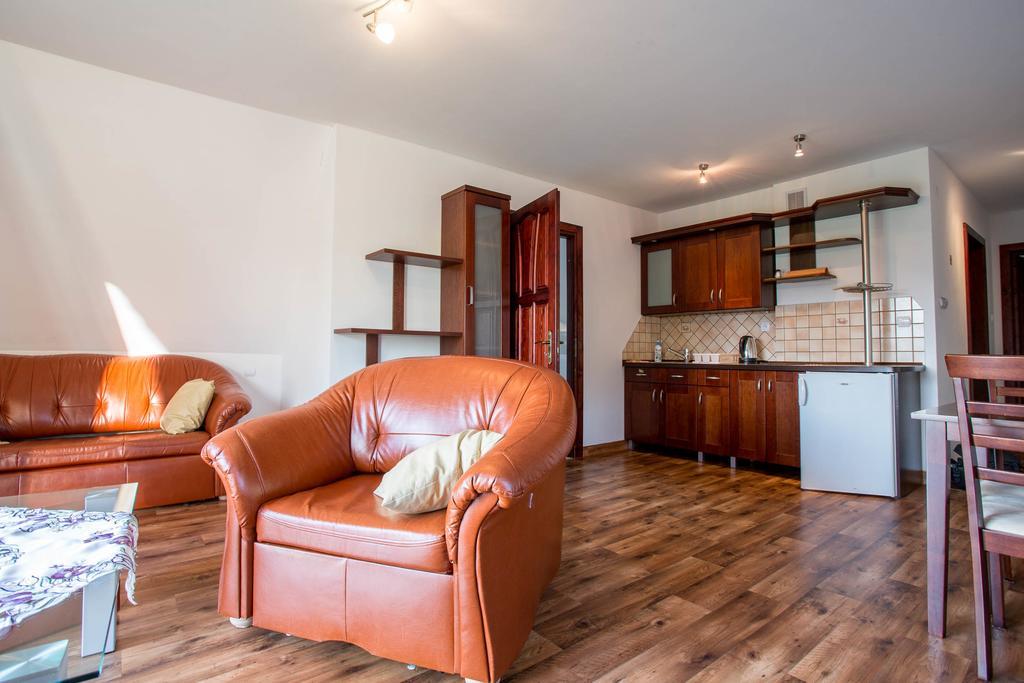 Sykowny Dworek Apartamenty كوشتيليسكا المظهر الخارجي الصورة