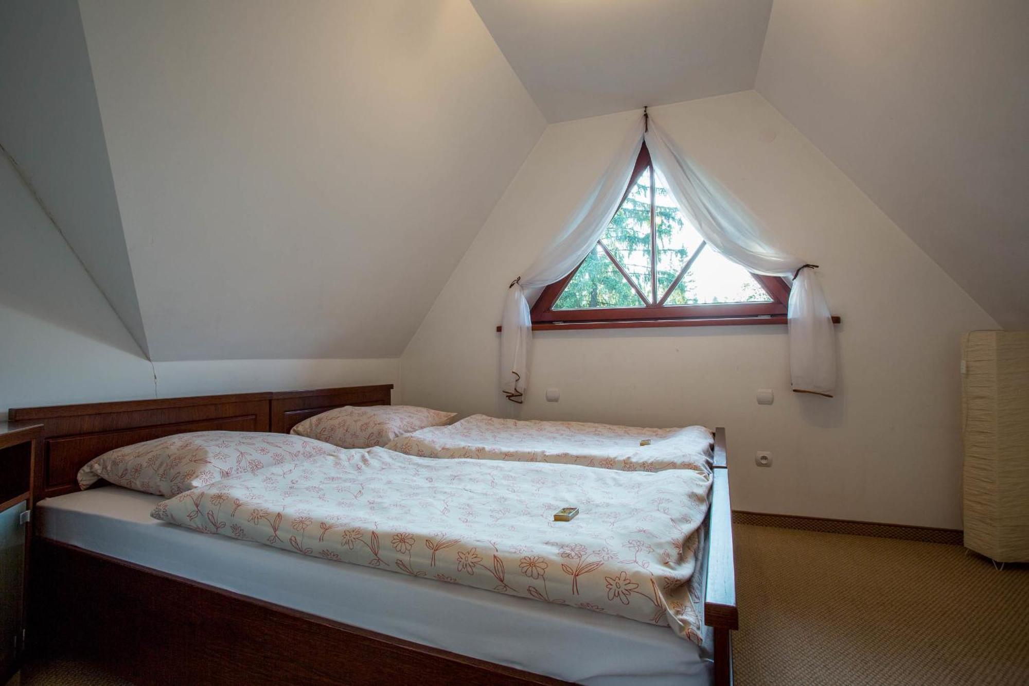 Sykowny Dworek Apartamenty كوشتيليسكا الغرفة الصورة